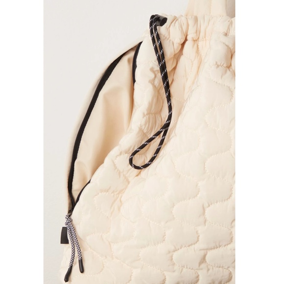 FP Movement Women's Cloud 9 Tote - Picture 5 of 7